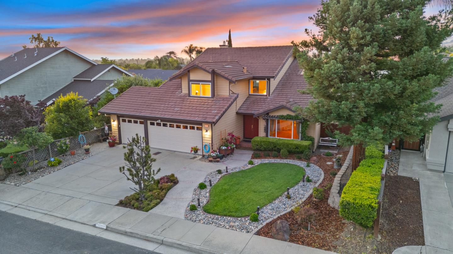 3281 Pinkerton Drive