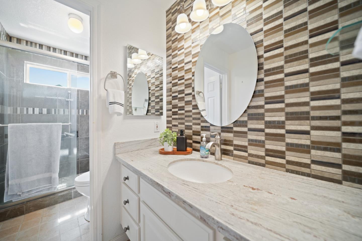 3281 Pinkerton Drive