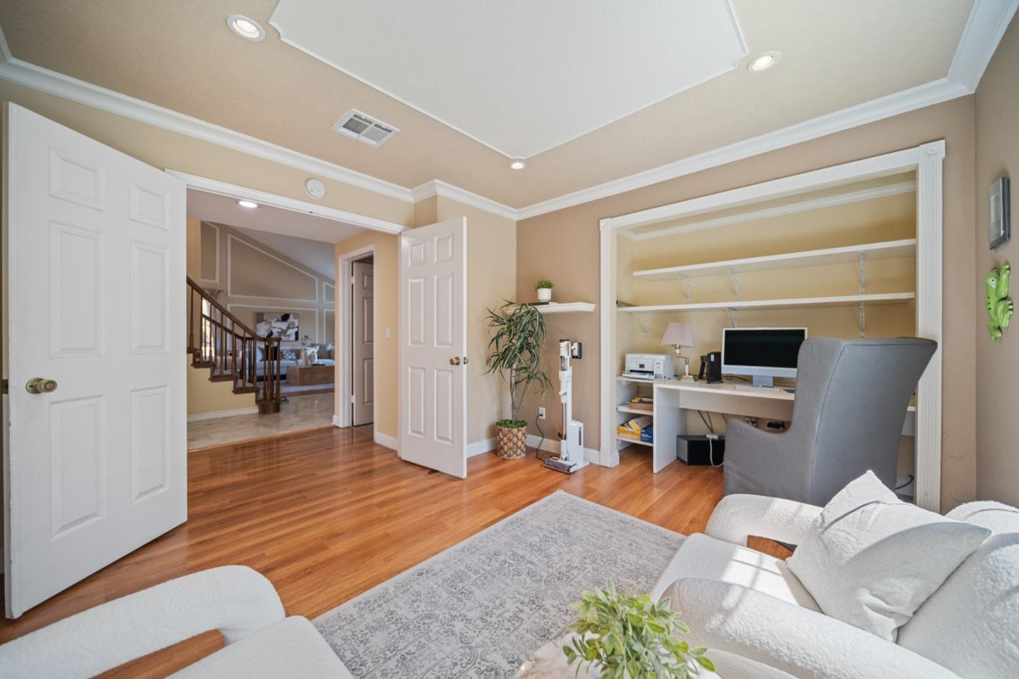 3281 Pinkerton Drive