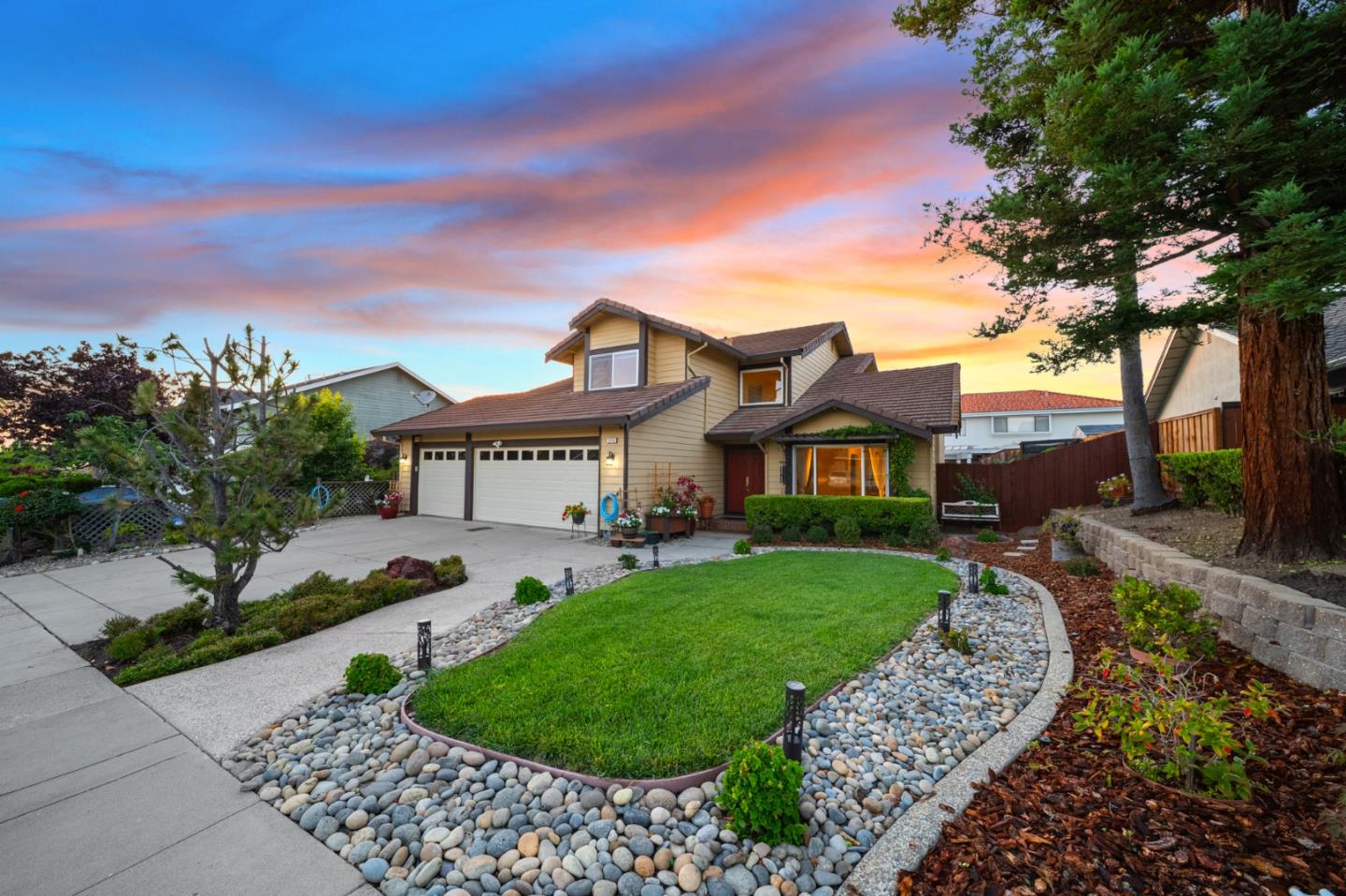 3281 Pinkerton Drive