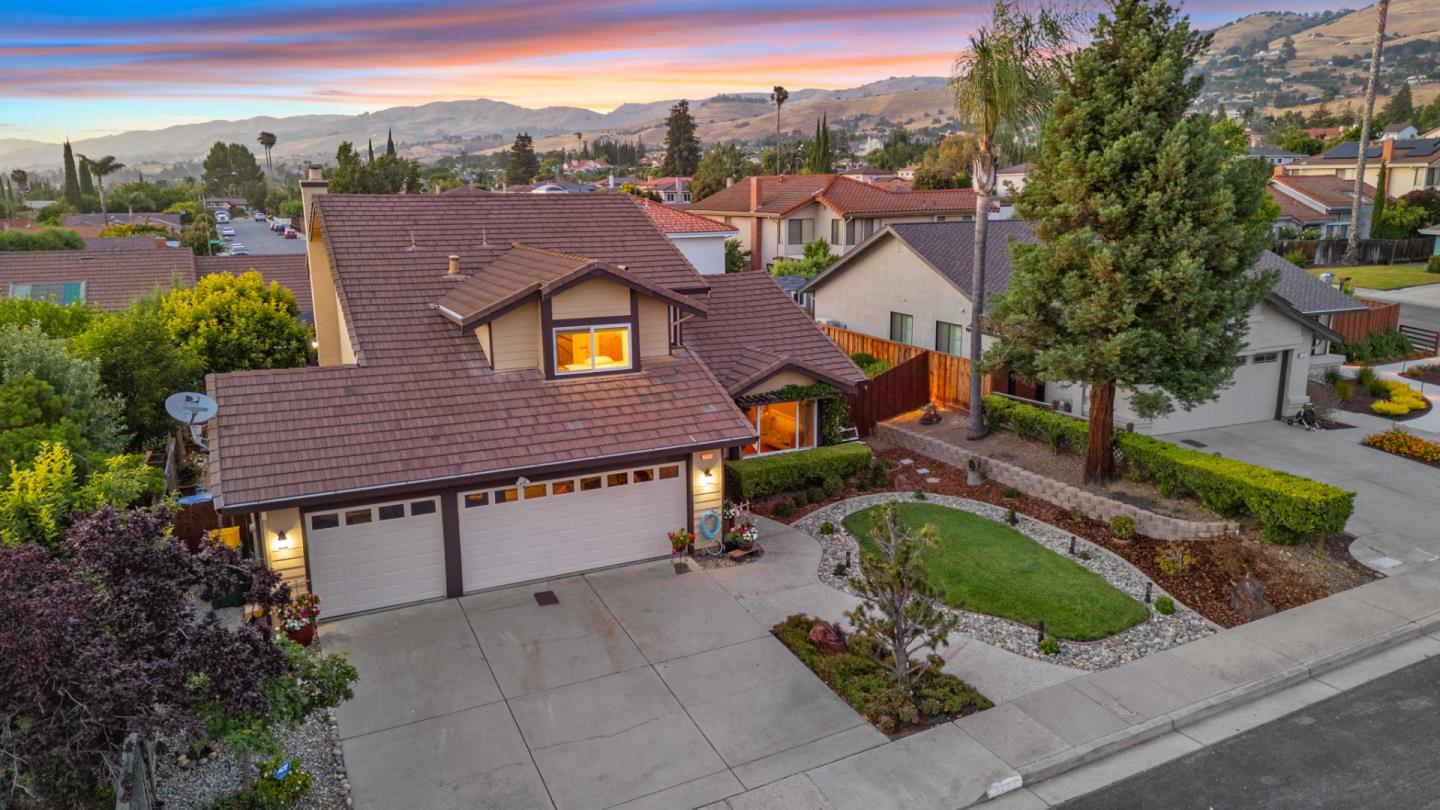 3281 Pinkerton Drive