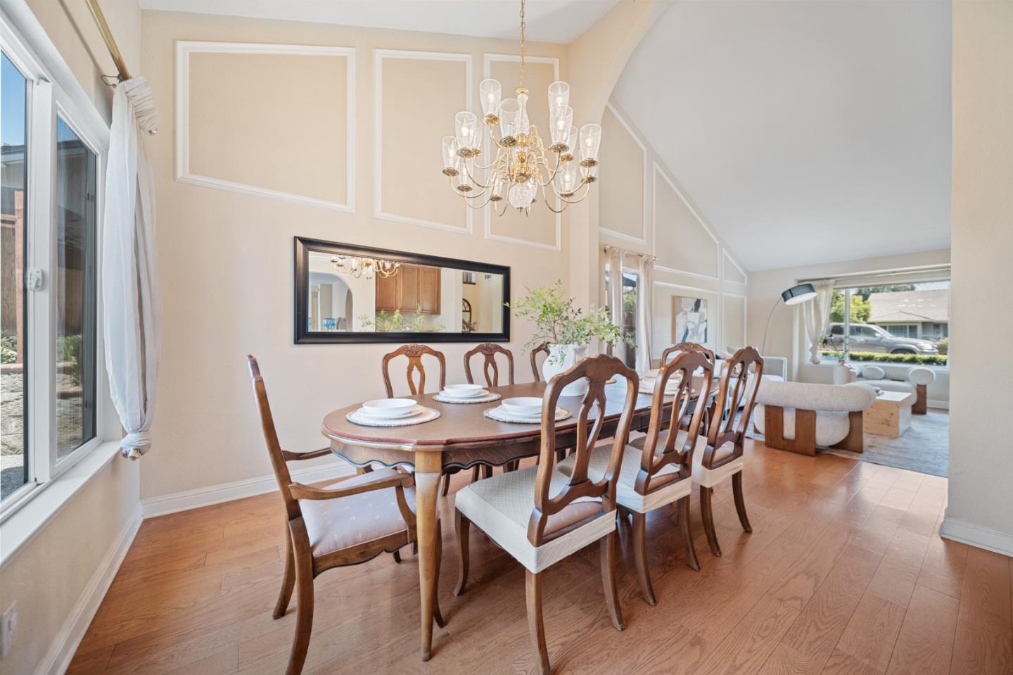 3281 Pinkerton Drive