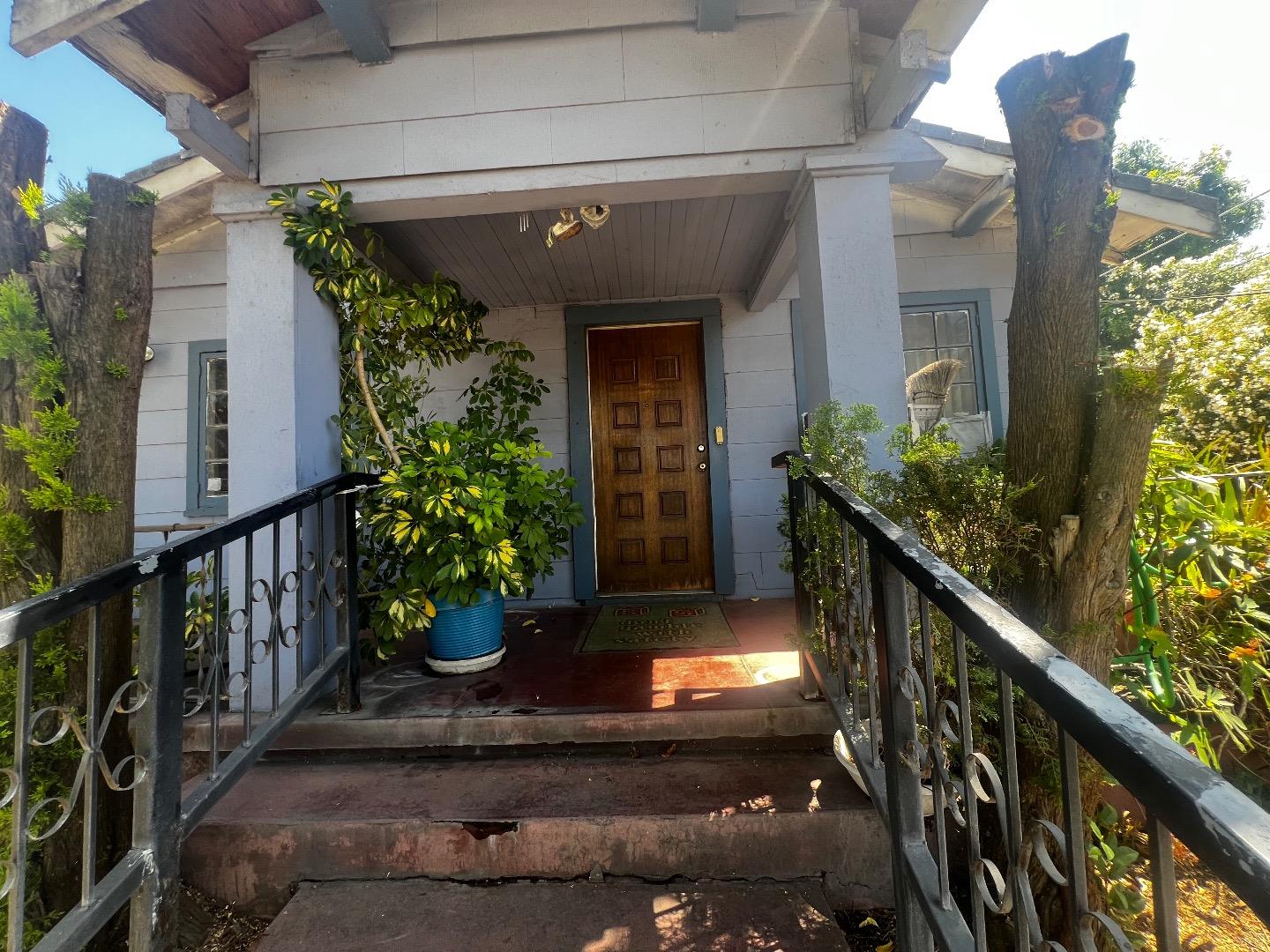 674 Plaza Avenue