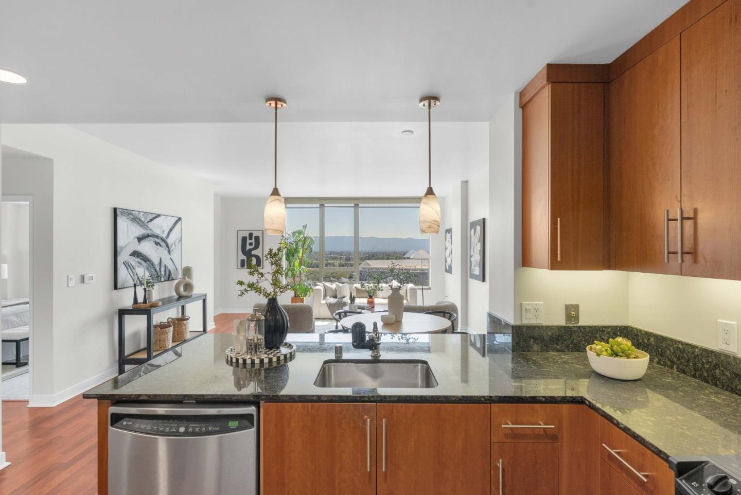 38 North Almaden Boulevard 1707