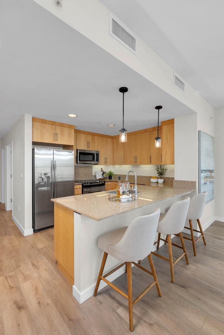 38 North Almaden Boulevard 411