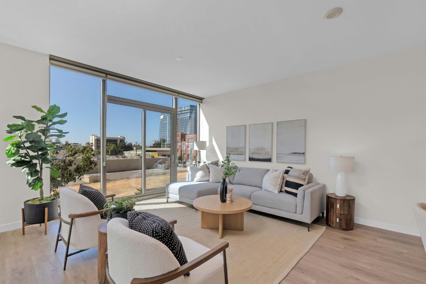 38 North Almaden Boulevard 411