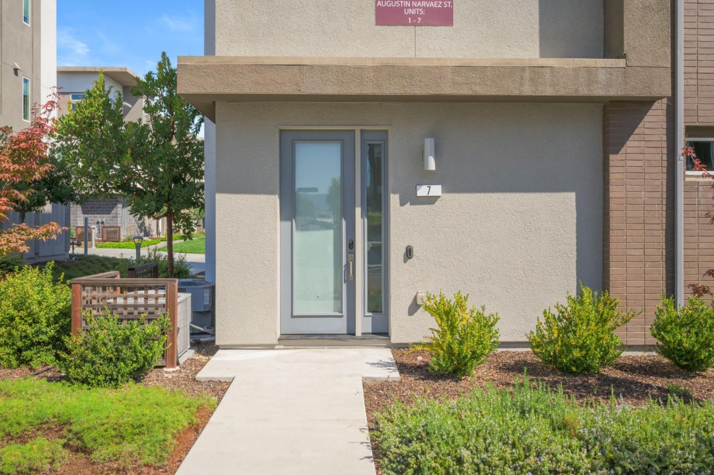 143 Agustin Narvaez Street 7