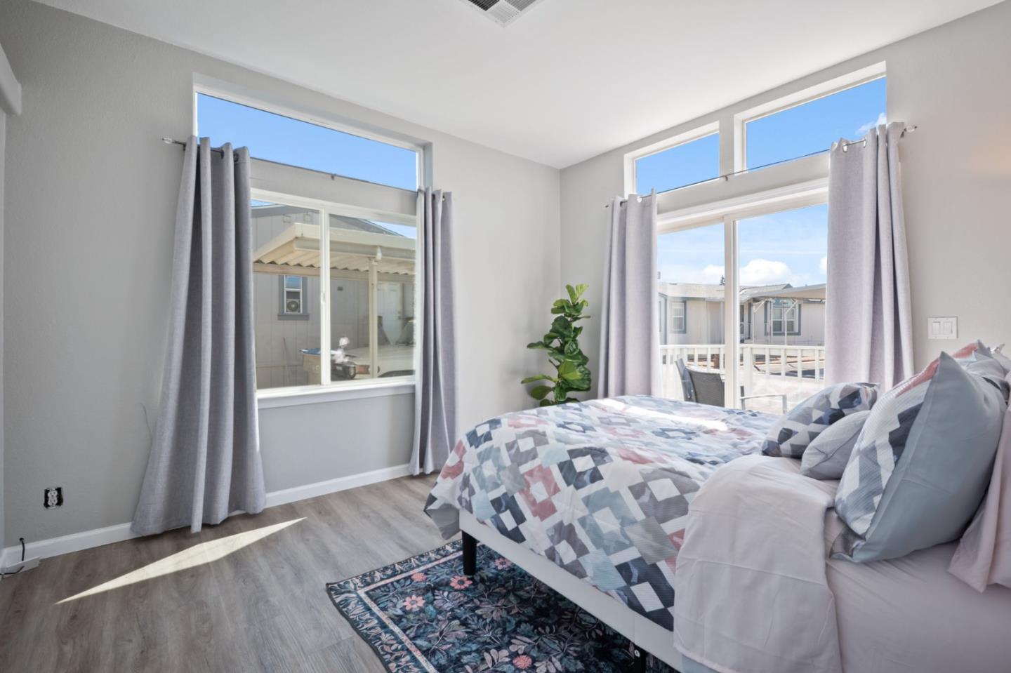 5450 Monterey Unit: 54A