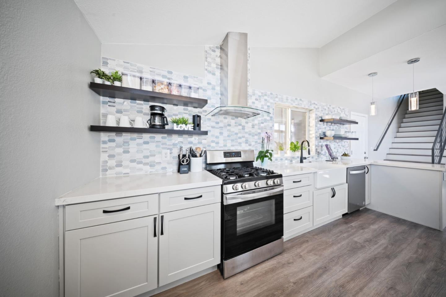 5450 Monterey Unit: 54A