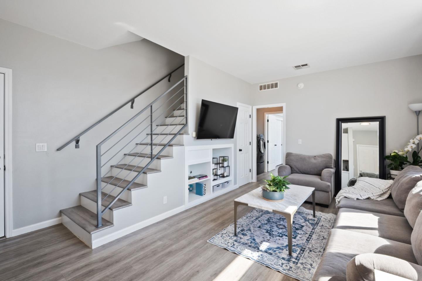 5450 Monterey Unit: 54A