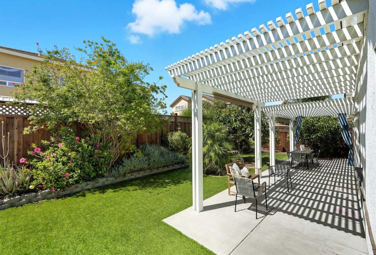 1900 Monte Vista Drive