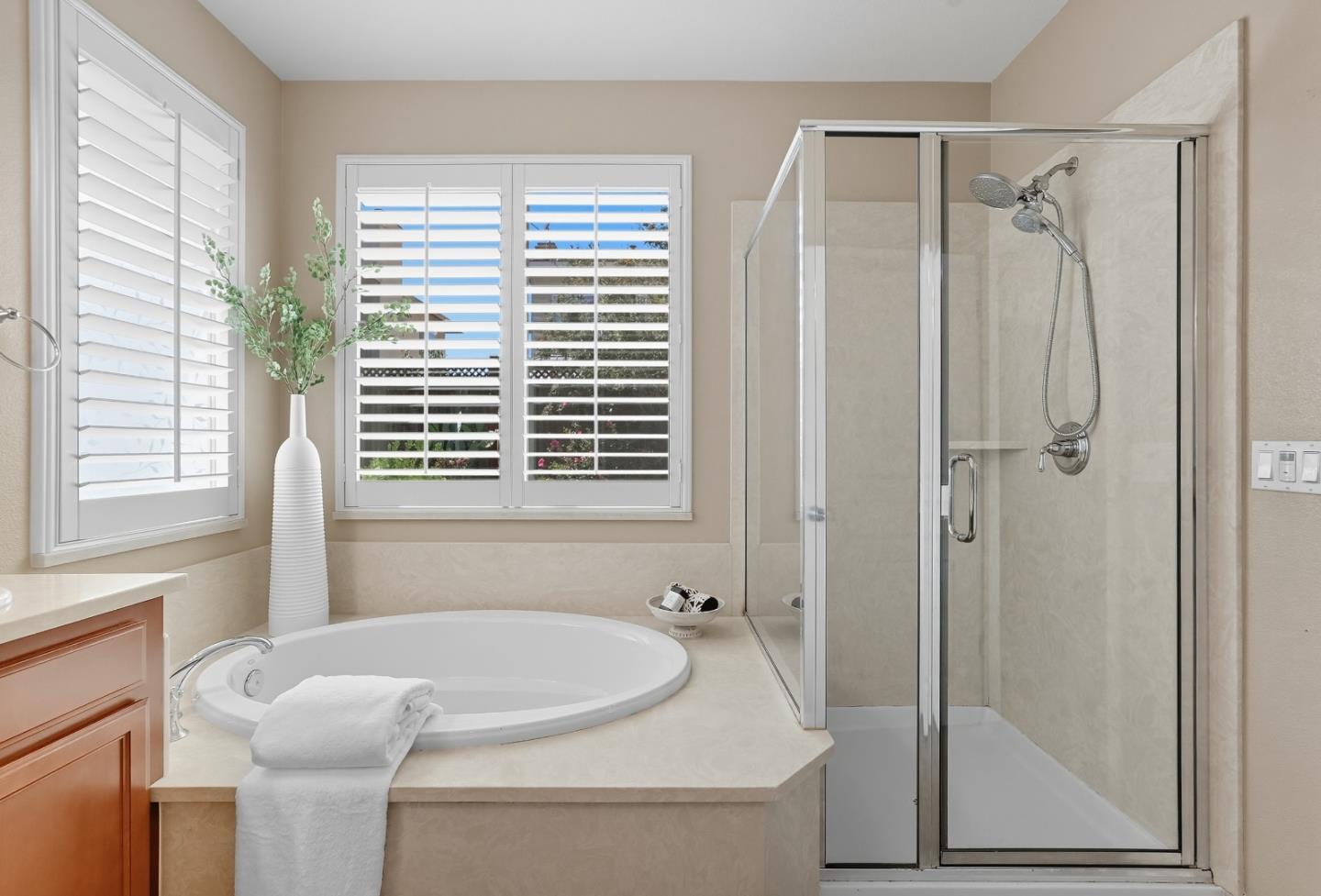 1900 Monte Vista Drive