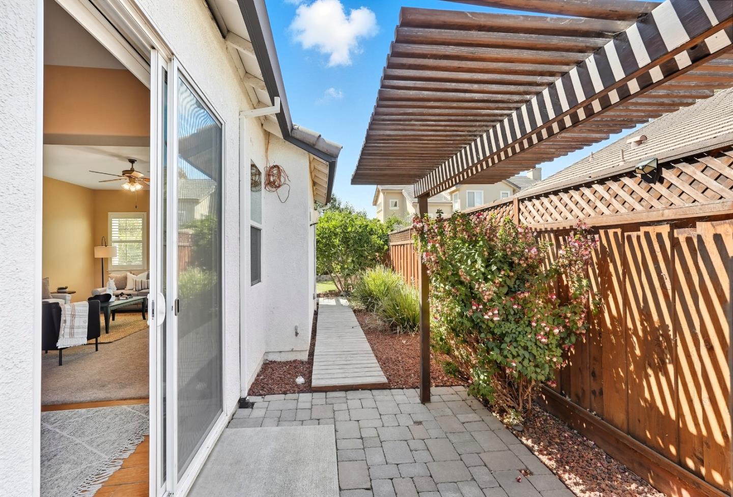 1900 Monte Vista Drive