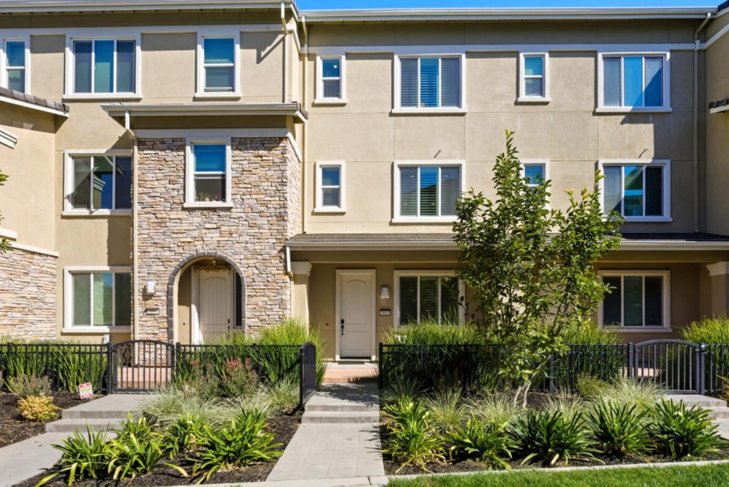 5815 Brandon Court