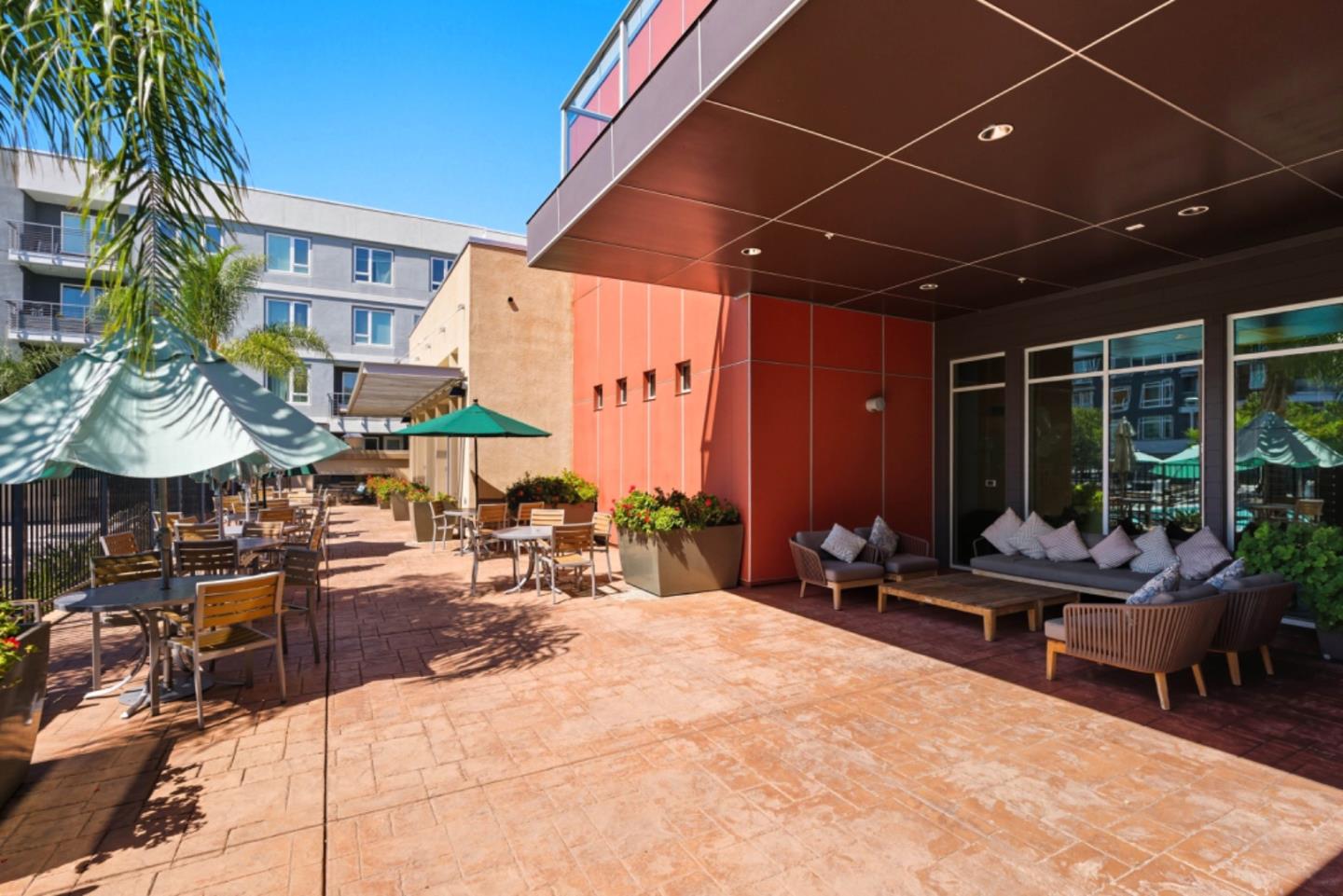 5815 Brandon Court