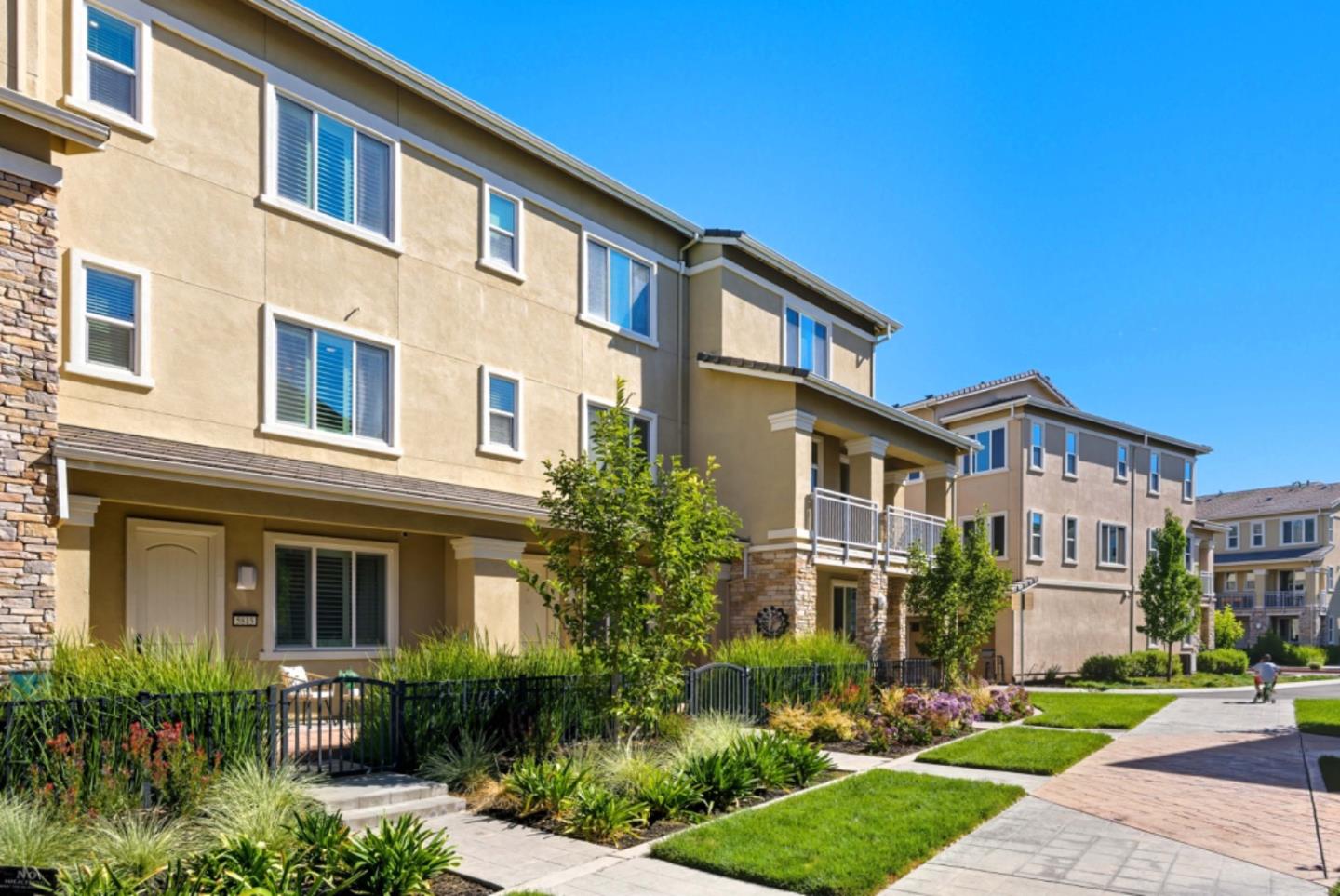 5815 Brandon Court