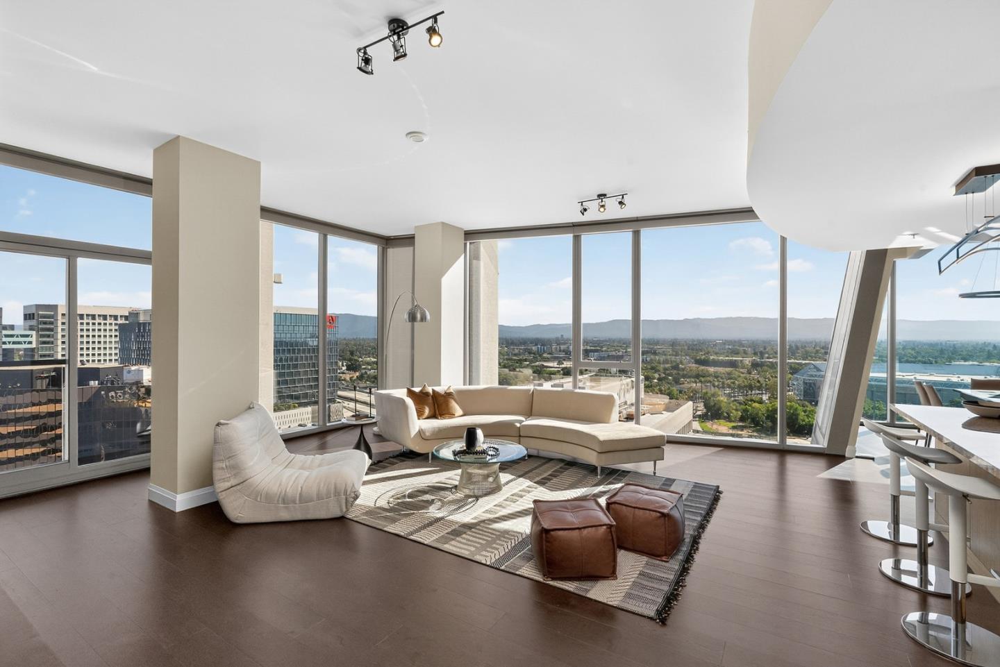 38 North Almaden Boulevard 2001