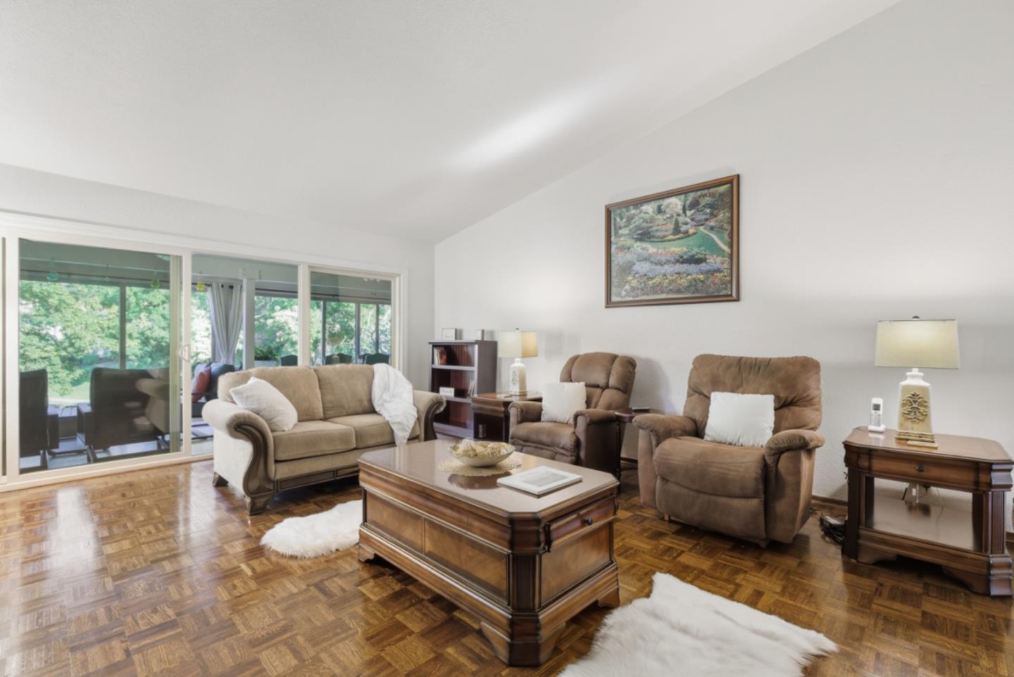 8423 Chenin Blanc Lane