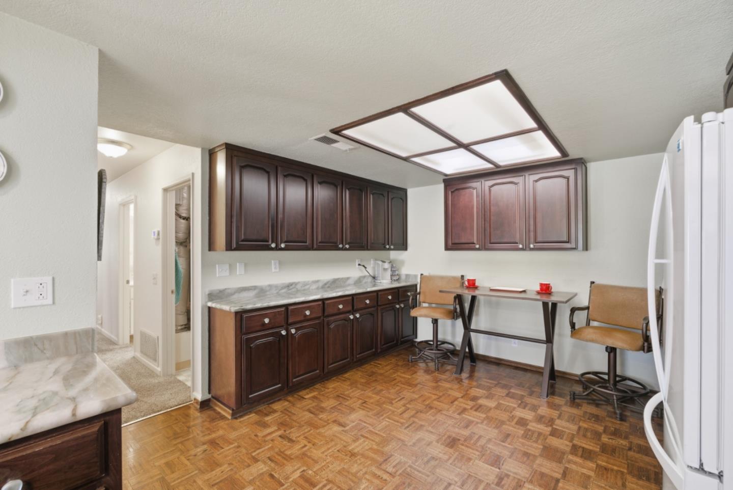 8423 Chenin Blanc Lane