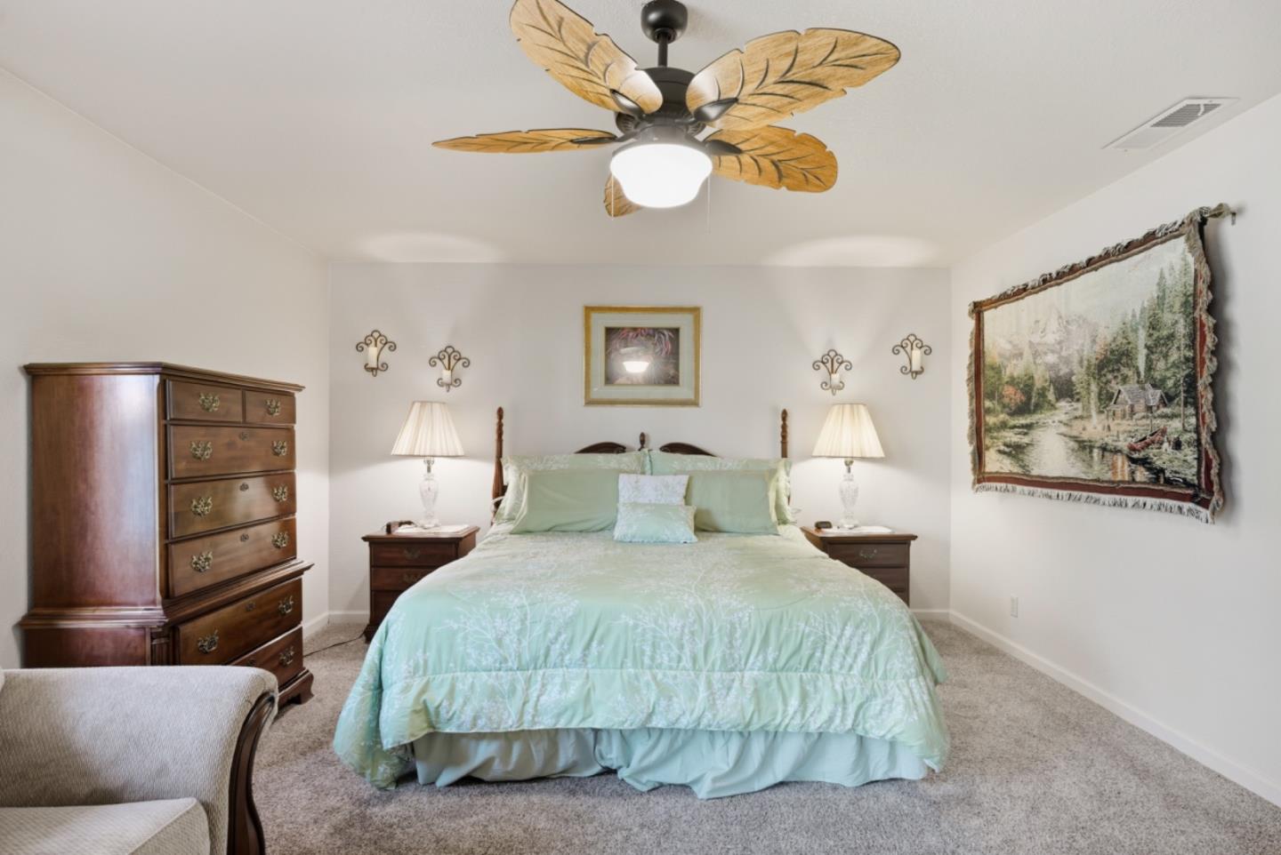 8423 Chenin Blanc Lane