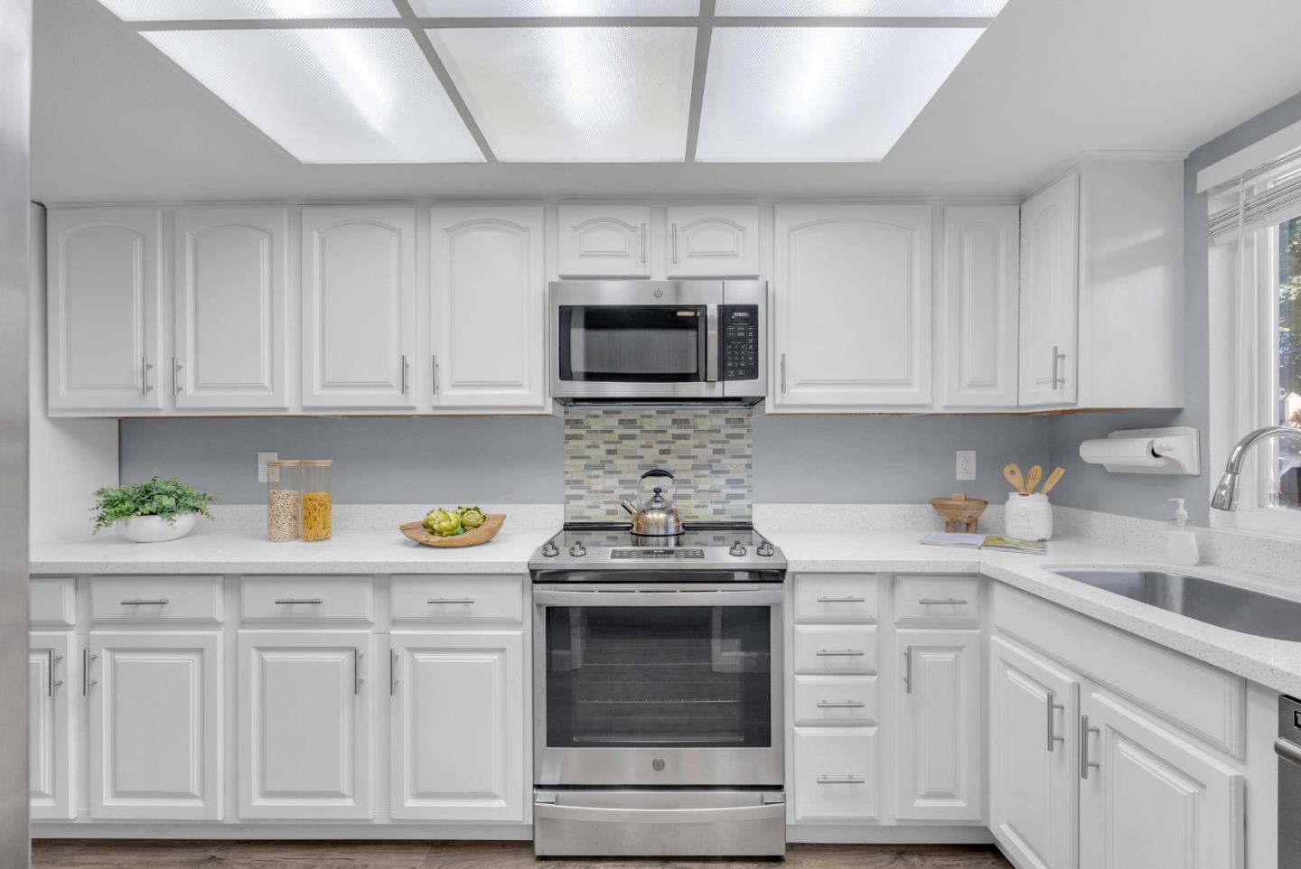 1006 Bellhurst Avenue