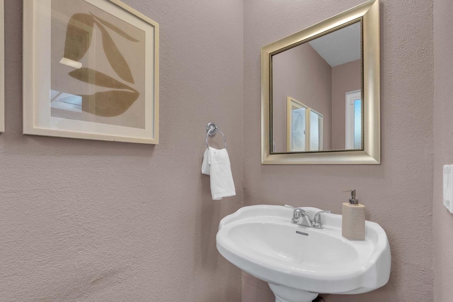 1006 Bellhurst Avenue