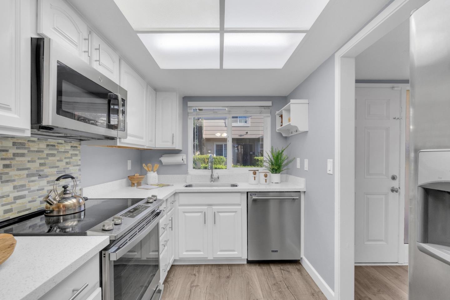 1006 Bellhurst Avenue