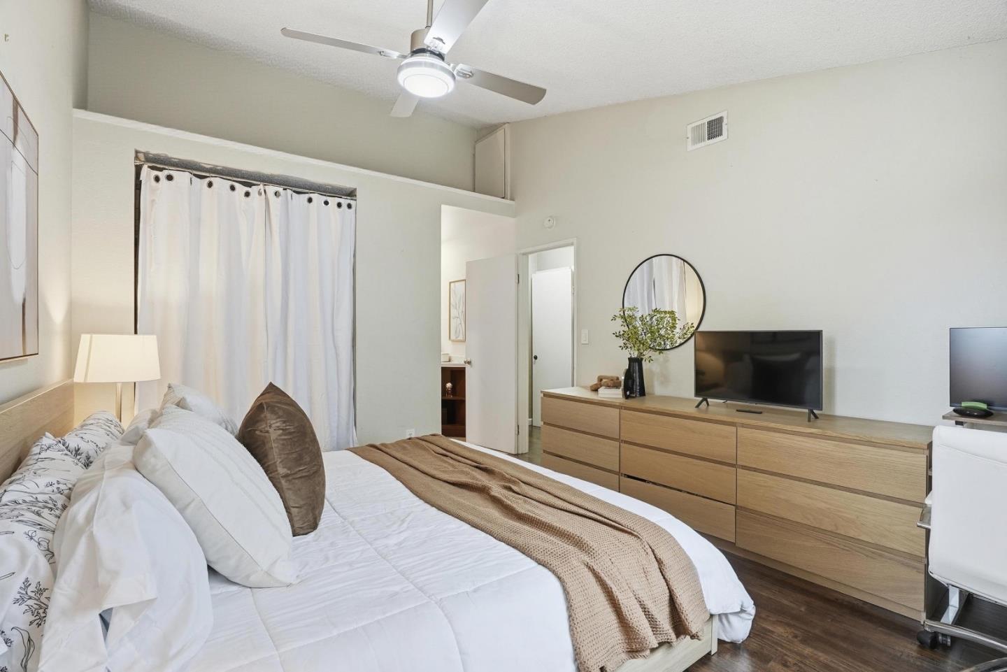 371 Shadow Run Drive