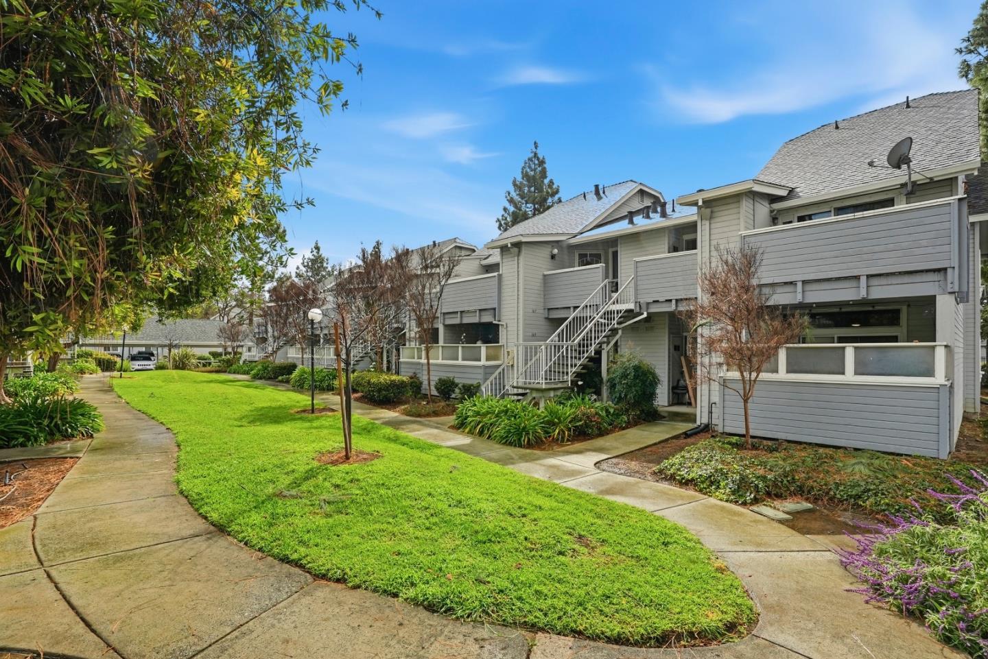 371 Shadow Run Drive