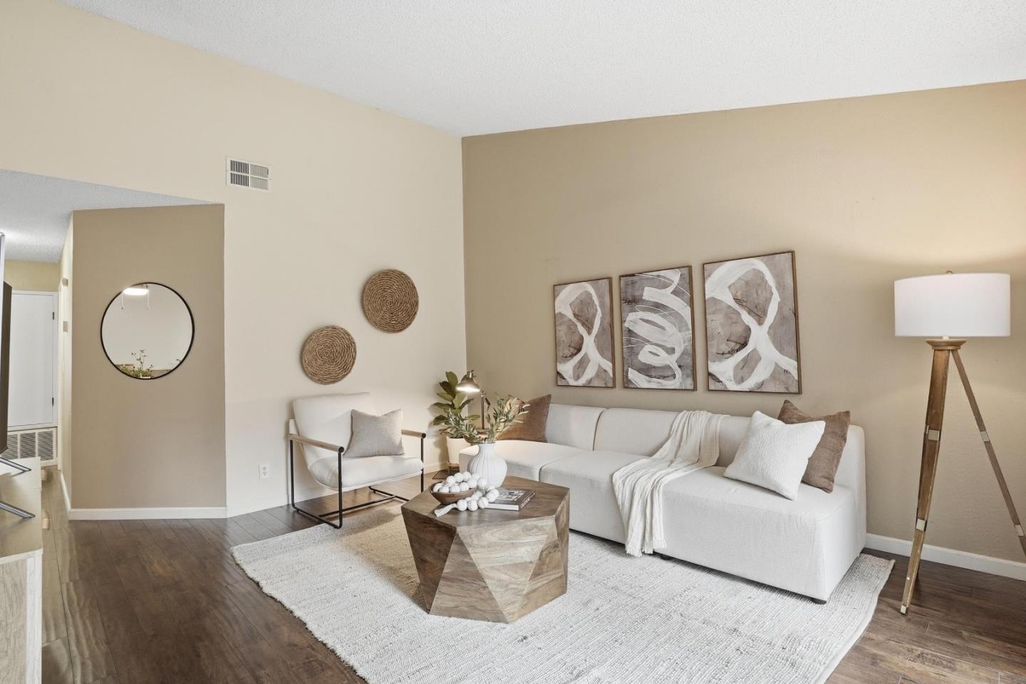 371 Shadow Run Drive