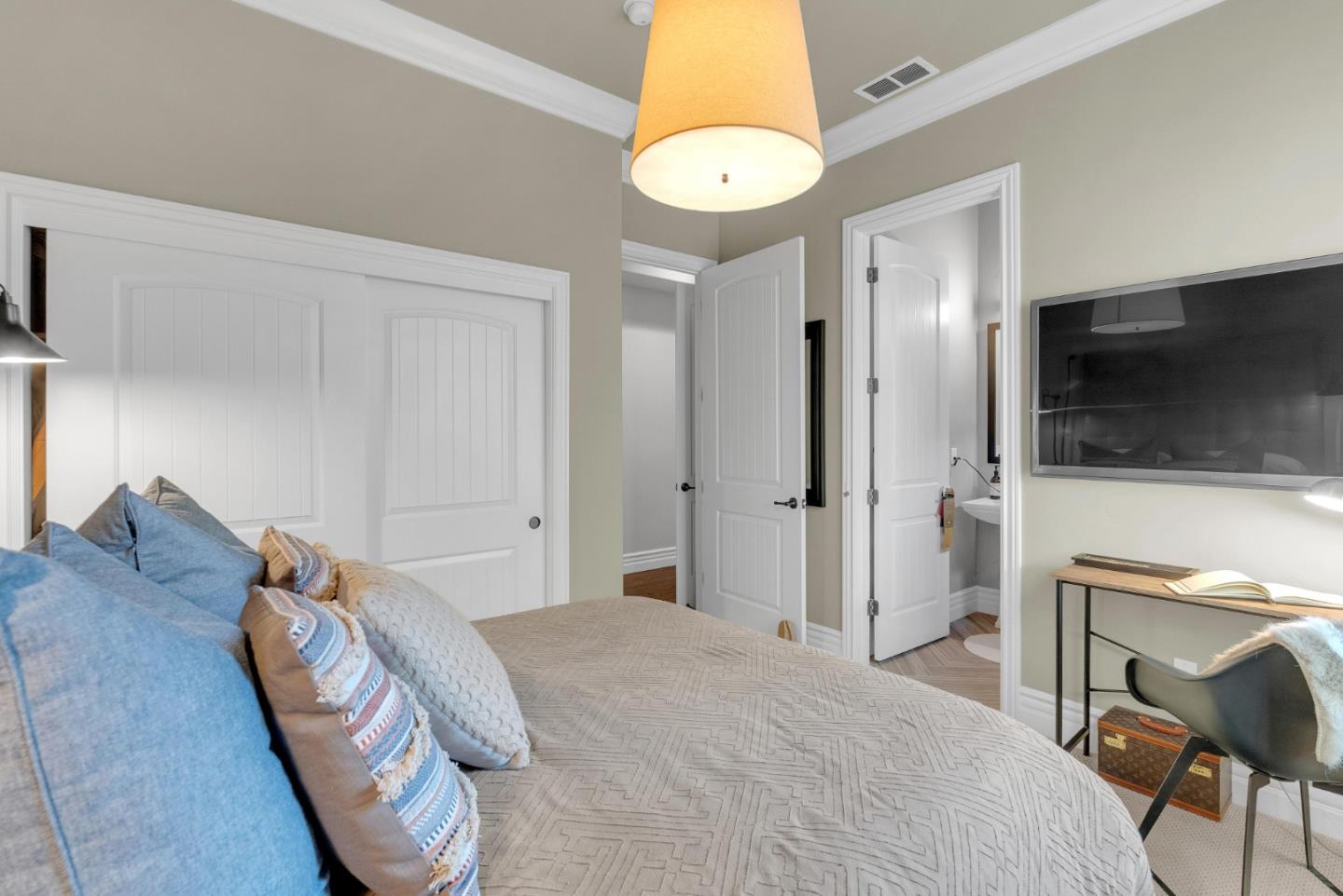 7277 Pitlochry Drive