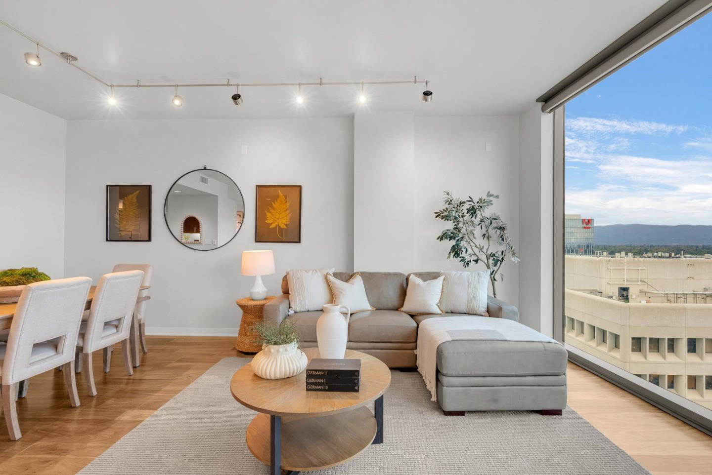 38 North Almaden Boulevard 1805