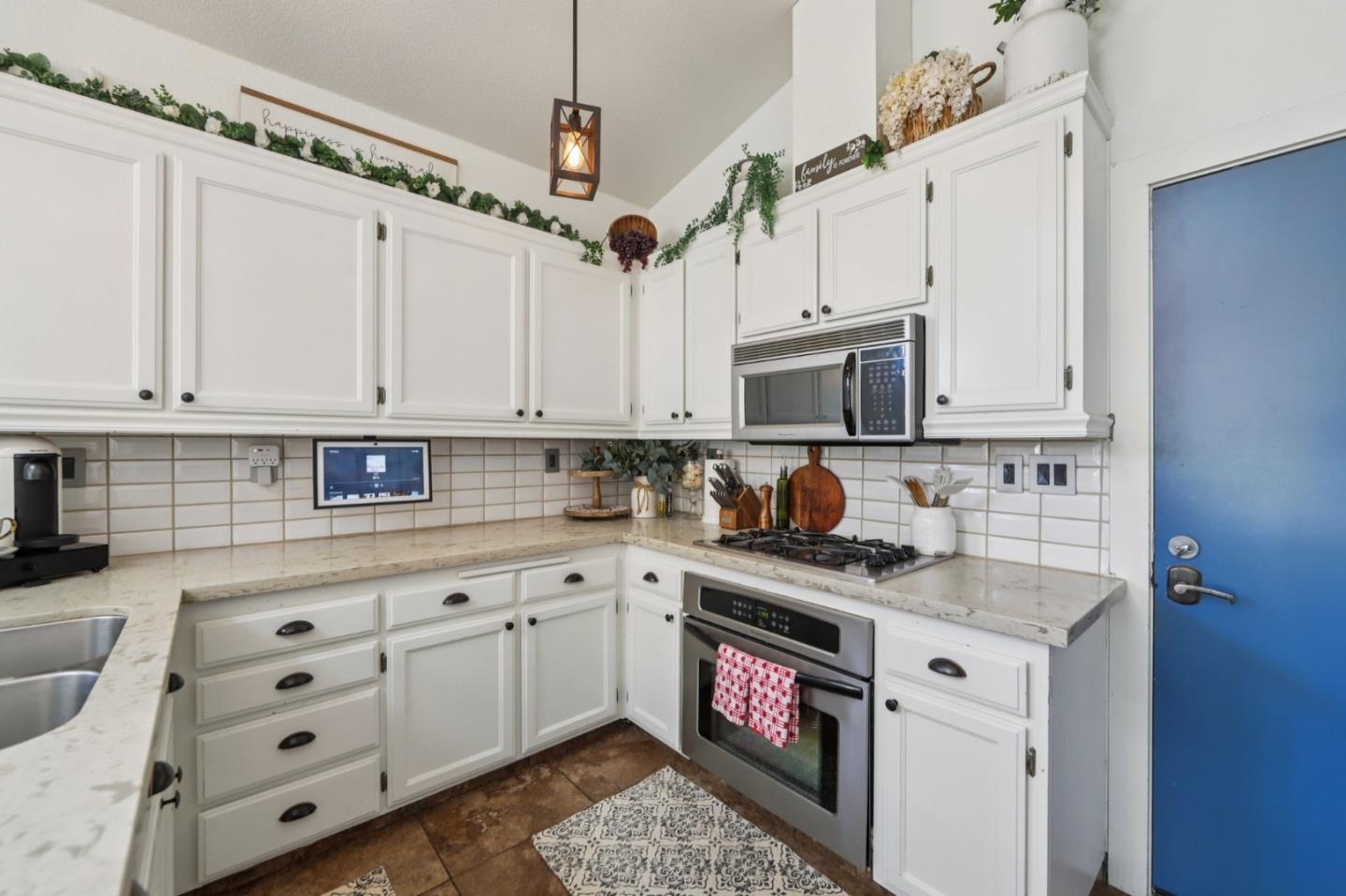 2483 Cherry Hills Drive