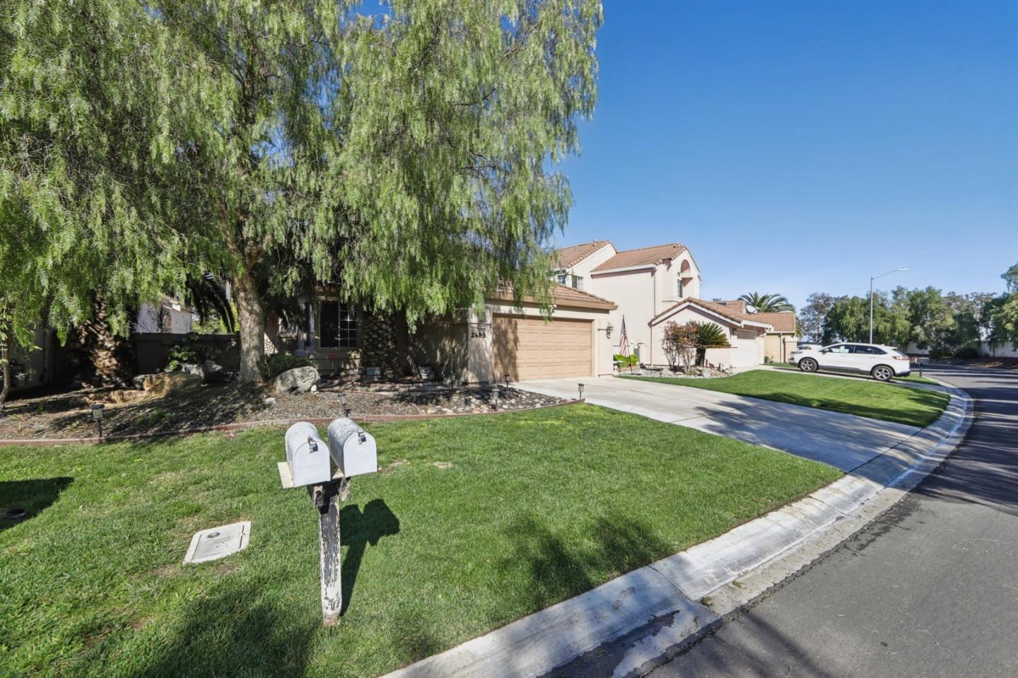 2483 Cherry Hills Drive