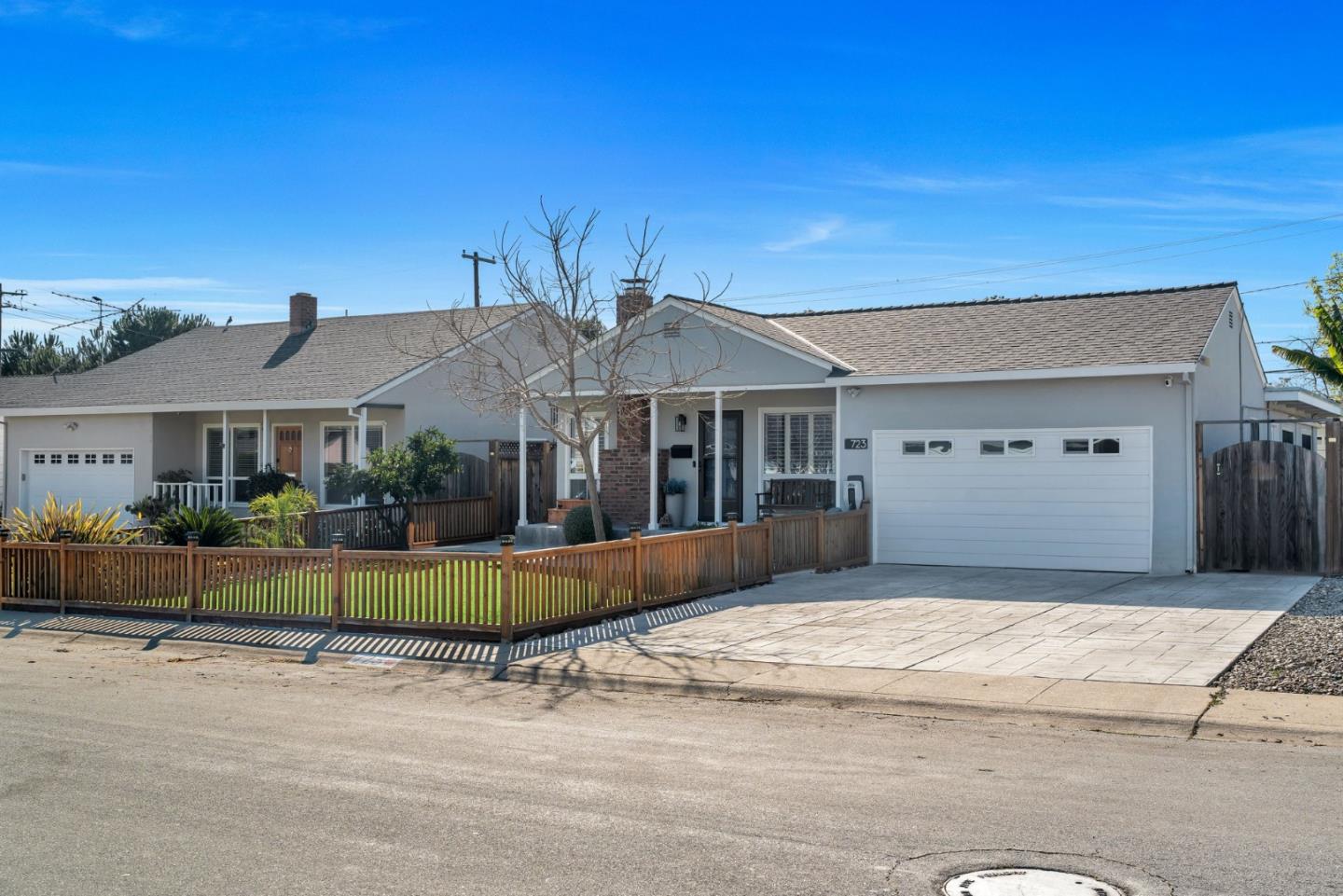 723 Linda Flora Street