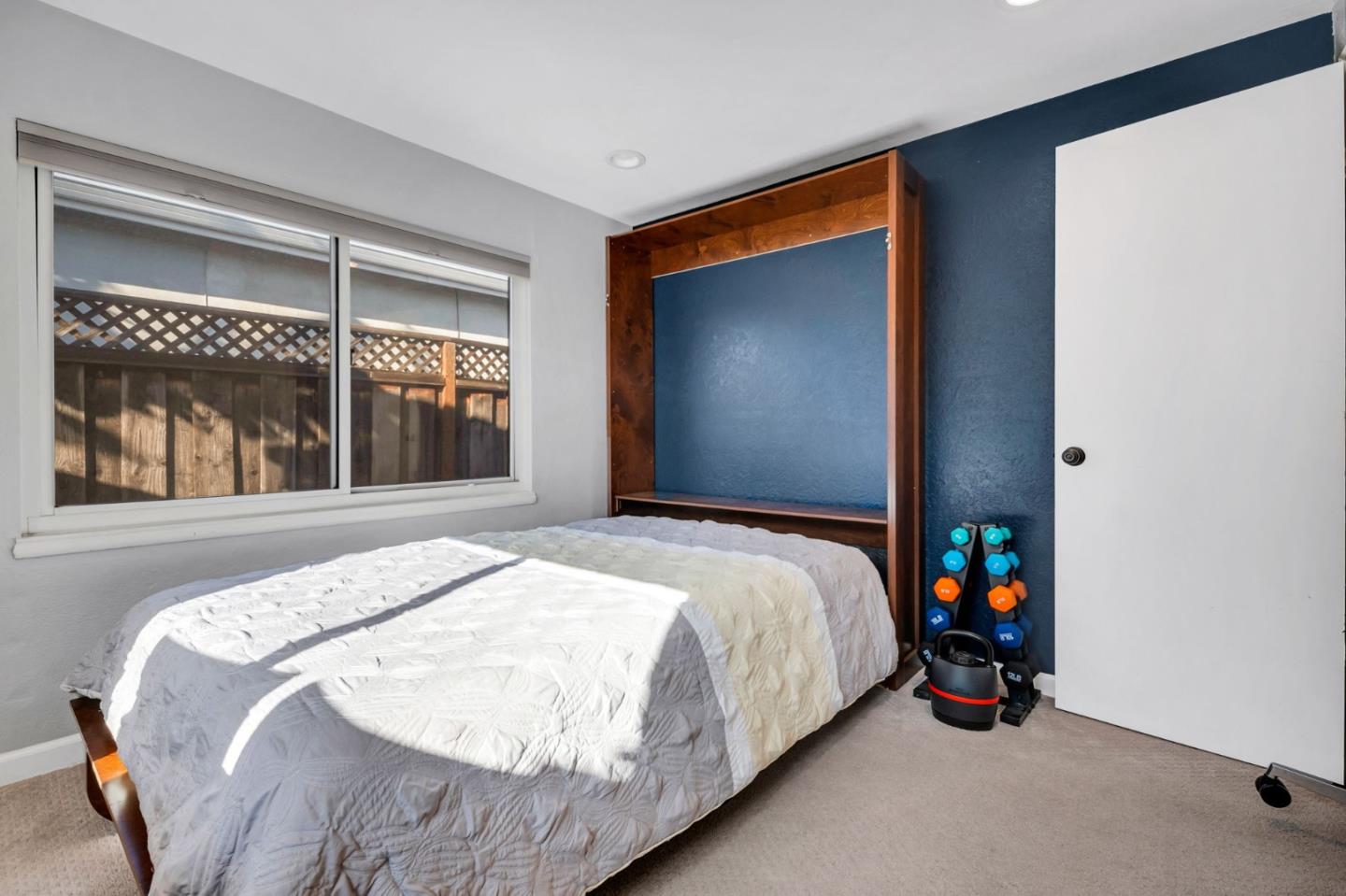 723 Linda Flora Street