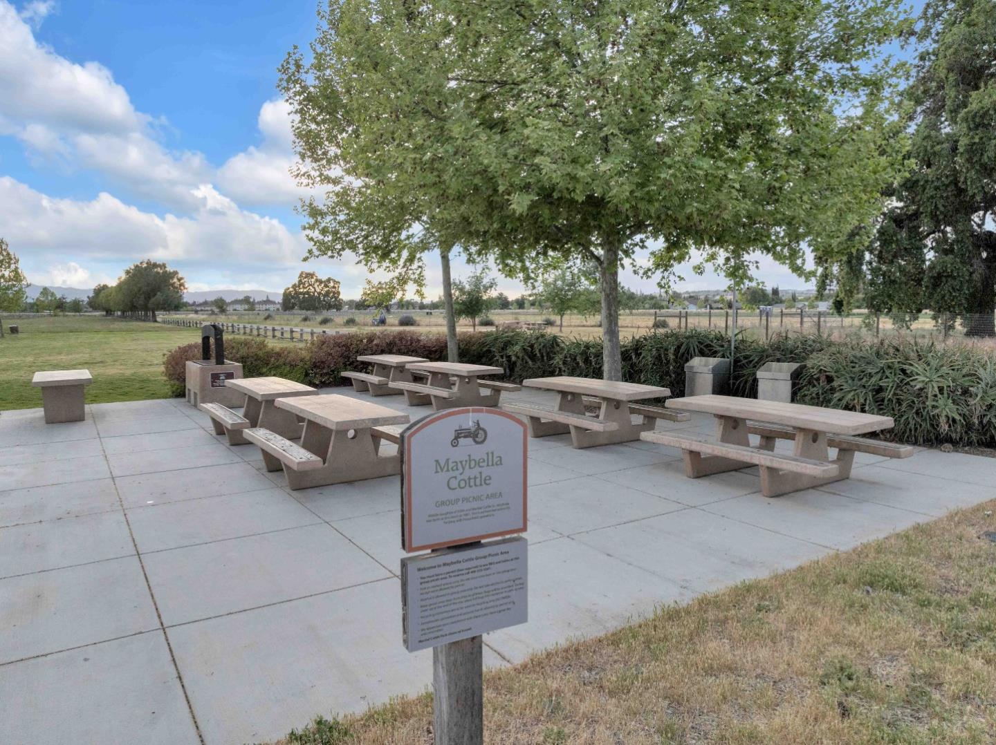 323 Blossom Hill Road 3