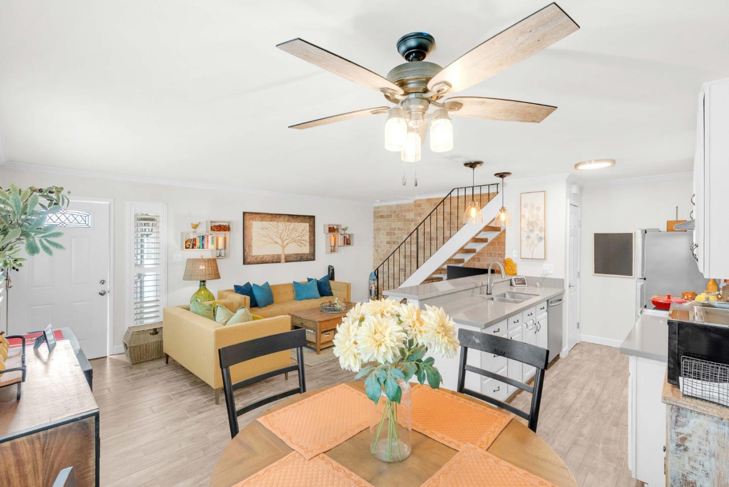 323 Blossom Hill Road 3