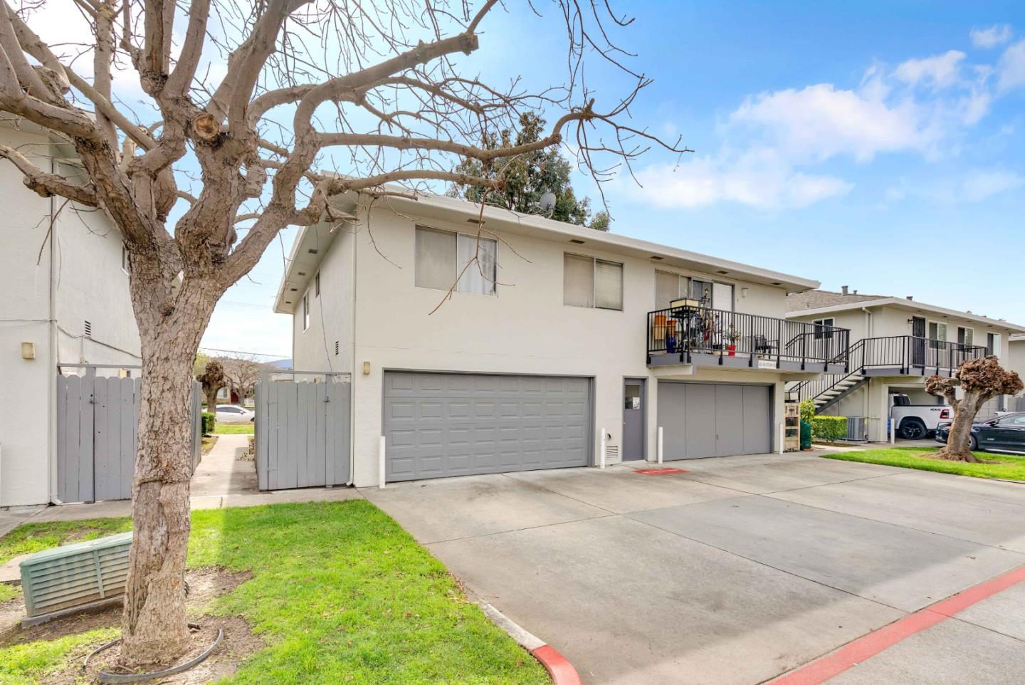 323 Blossom Hill Road 3