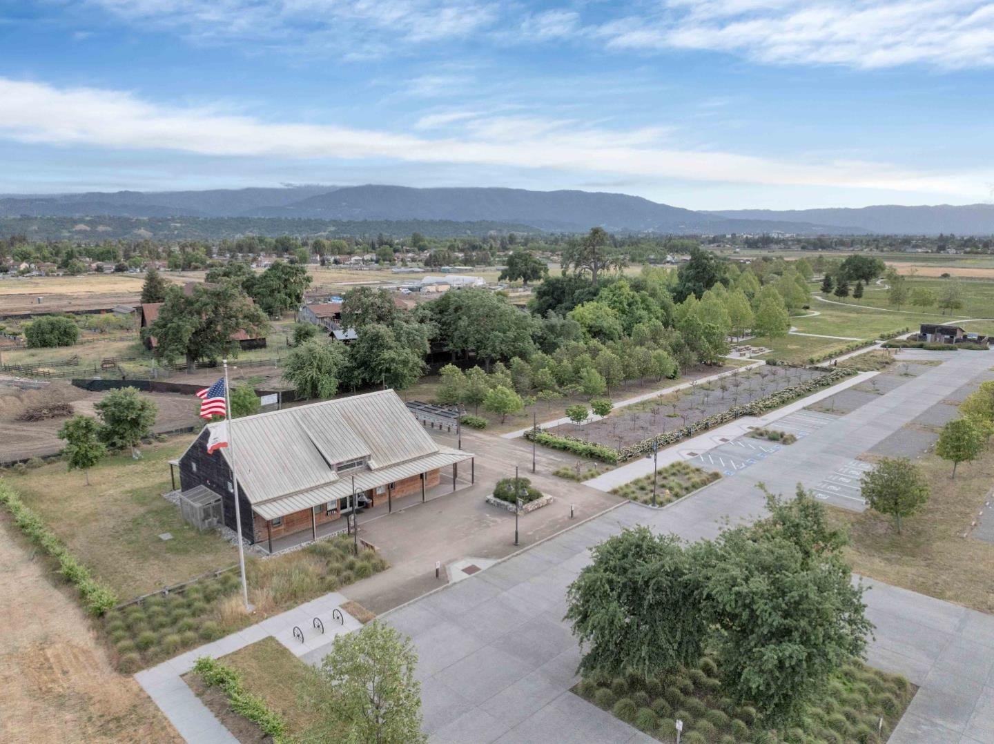 323 Blossom Hill Road 3