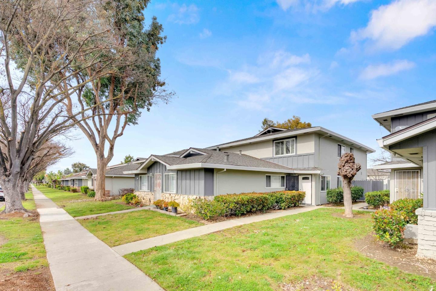 323 Blossom Hill Road 3