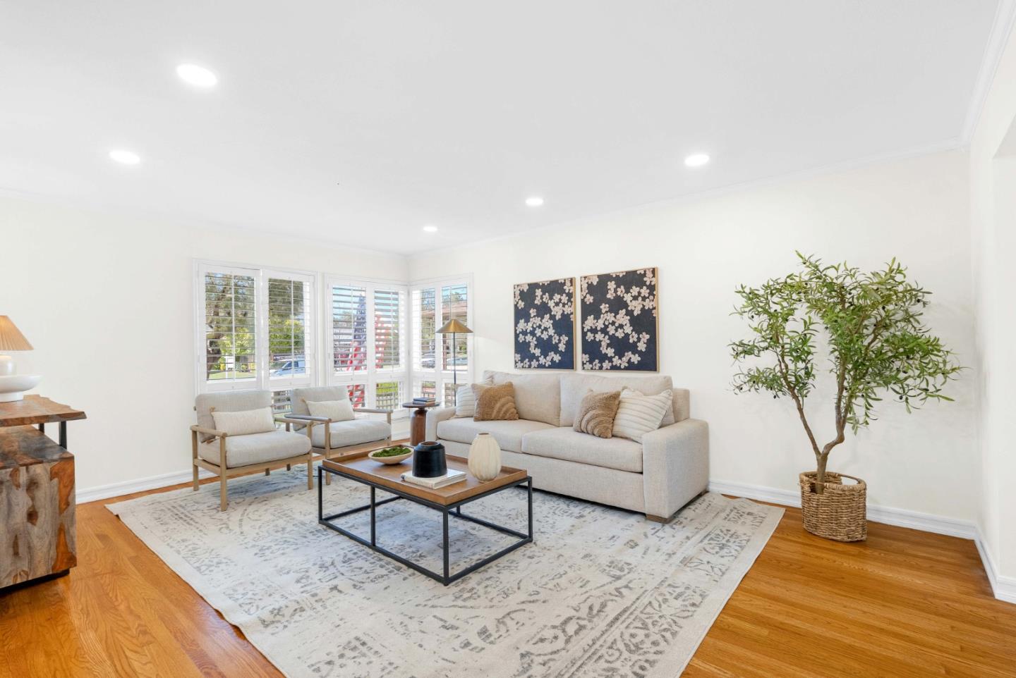 6280 Mountford Drive