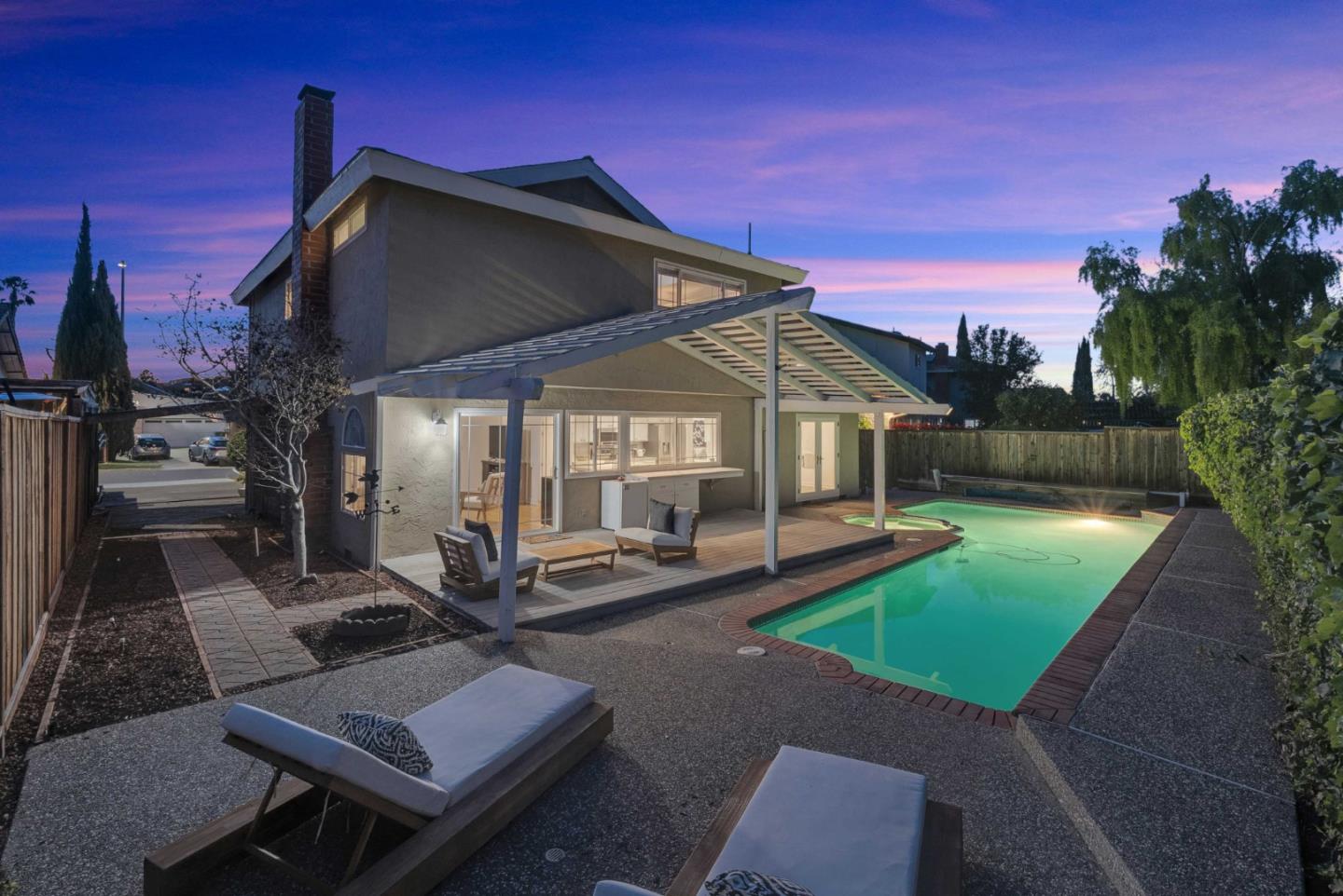 6280 Mountford Drive