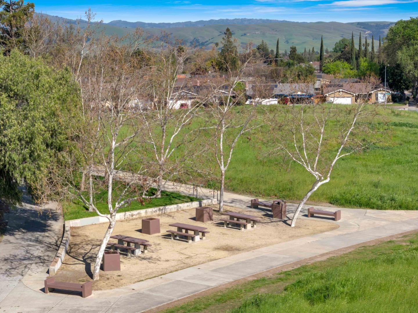 6280 Mountford Drive