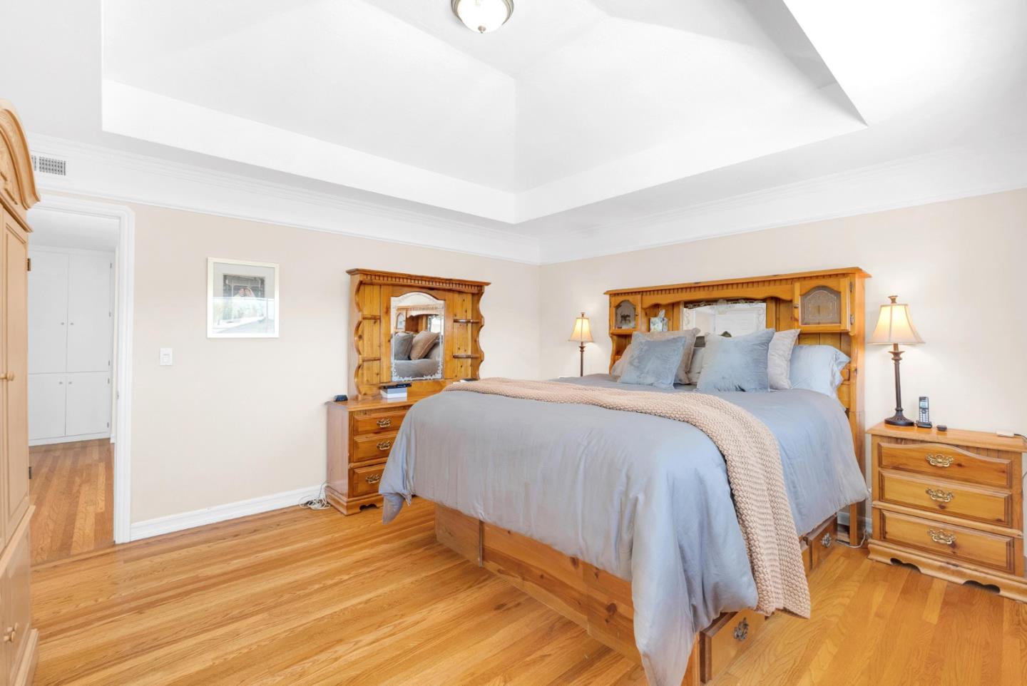 6280 Mountford Drive