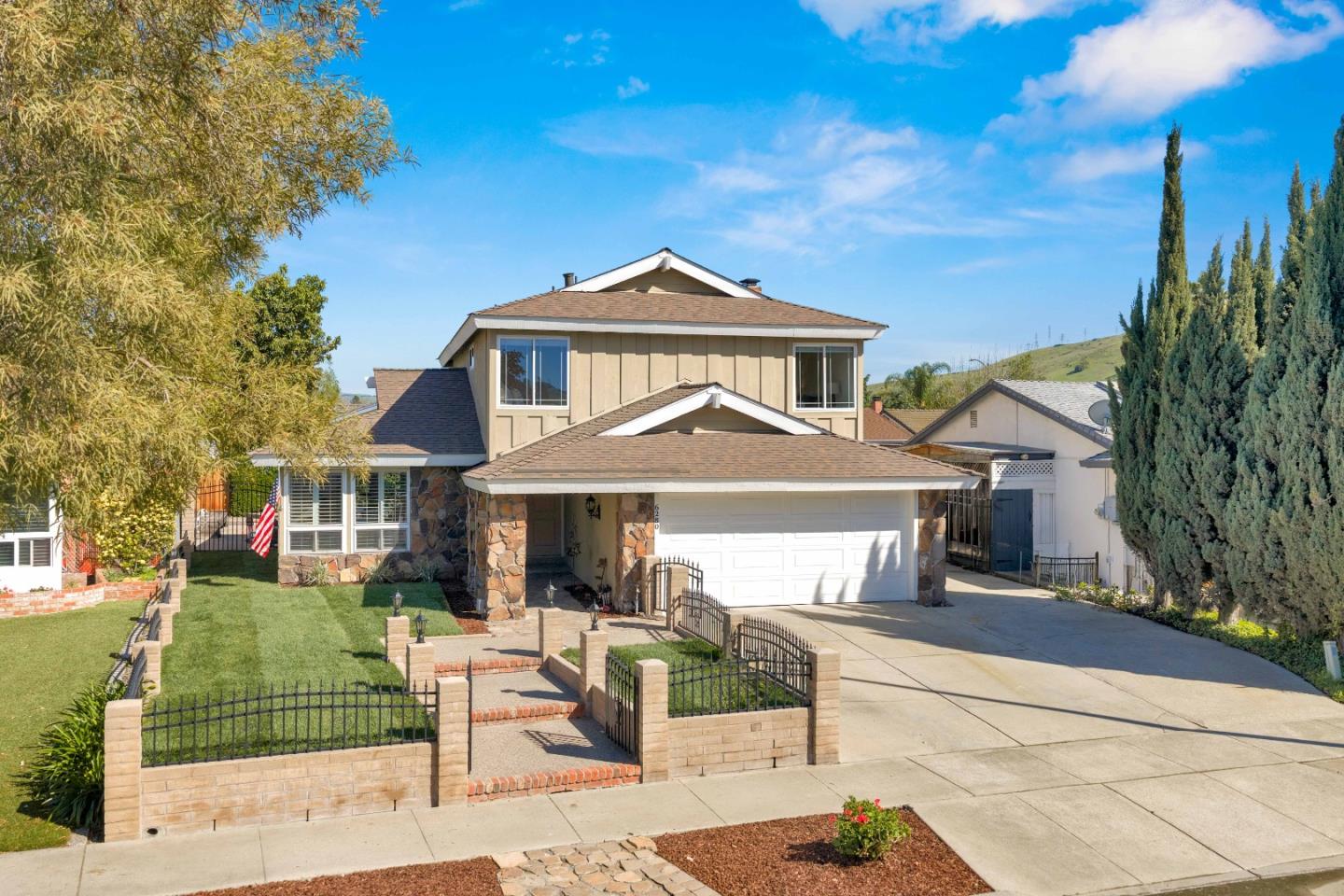 6280 Mountford Drive