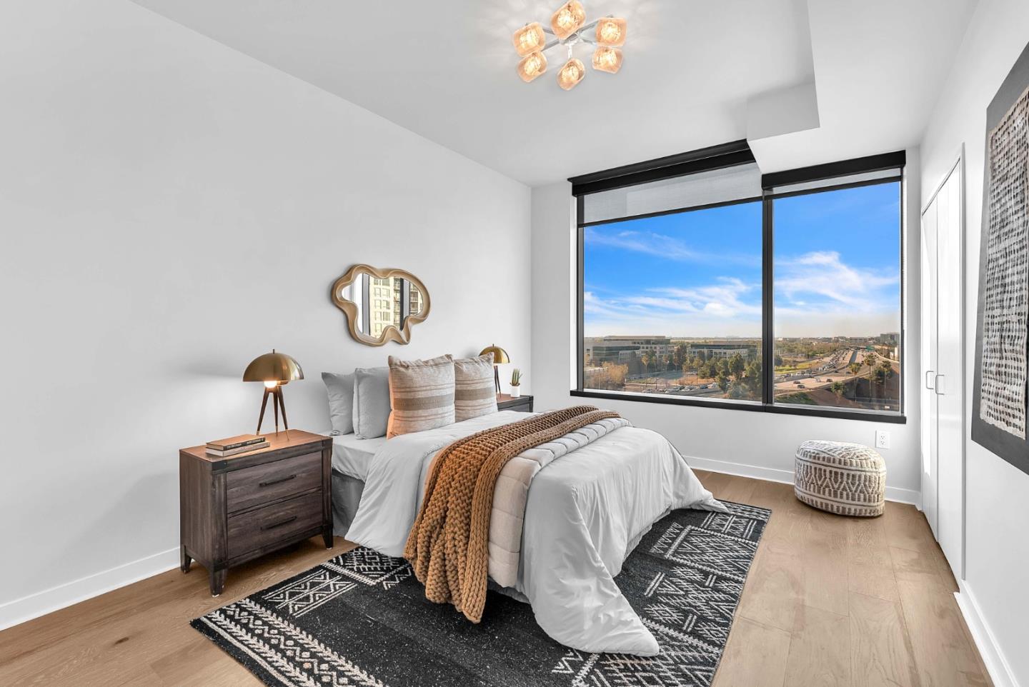 38 Almaden 1115