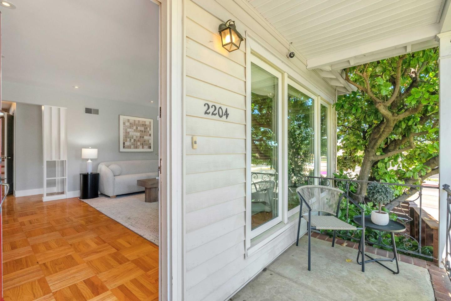 2204 Roosevelt Avenue