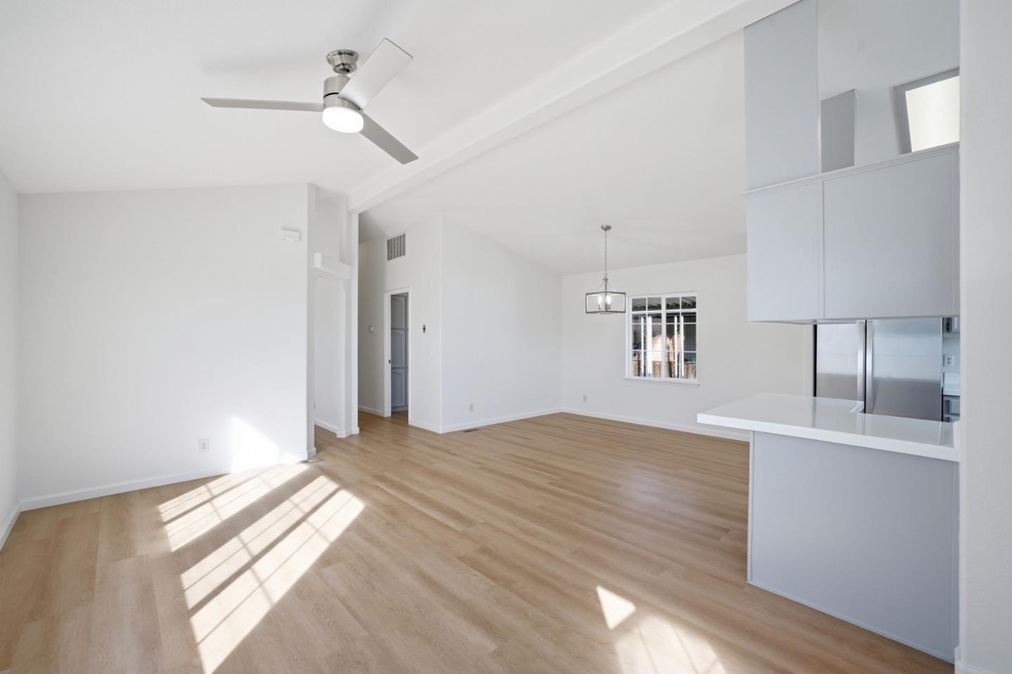 3300 Narveaz Avenue Unit: 3