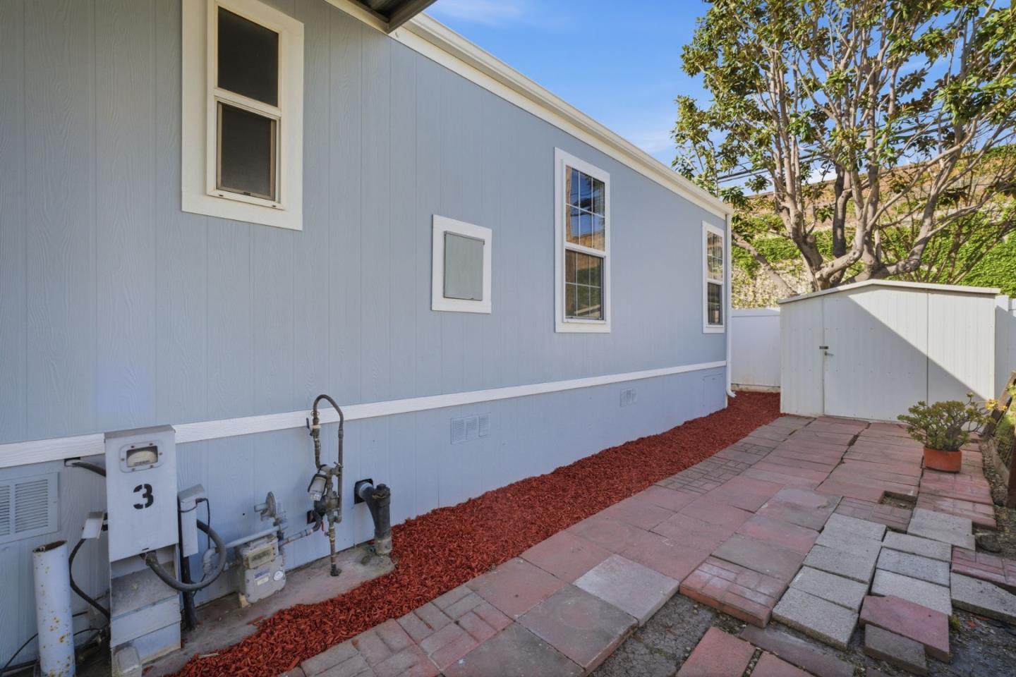 3300 Narveaz Avenue Unit: 3